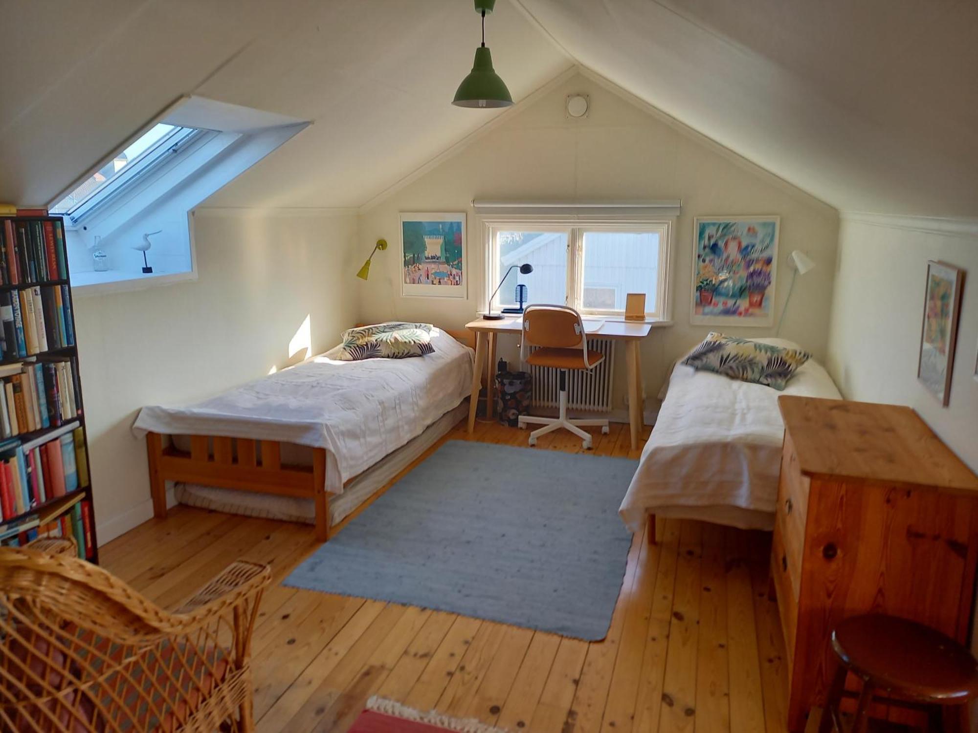 Ljust Boende, Egen Ingang Och Traedgard I Centrum Varberg Extérieur photo