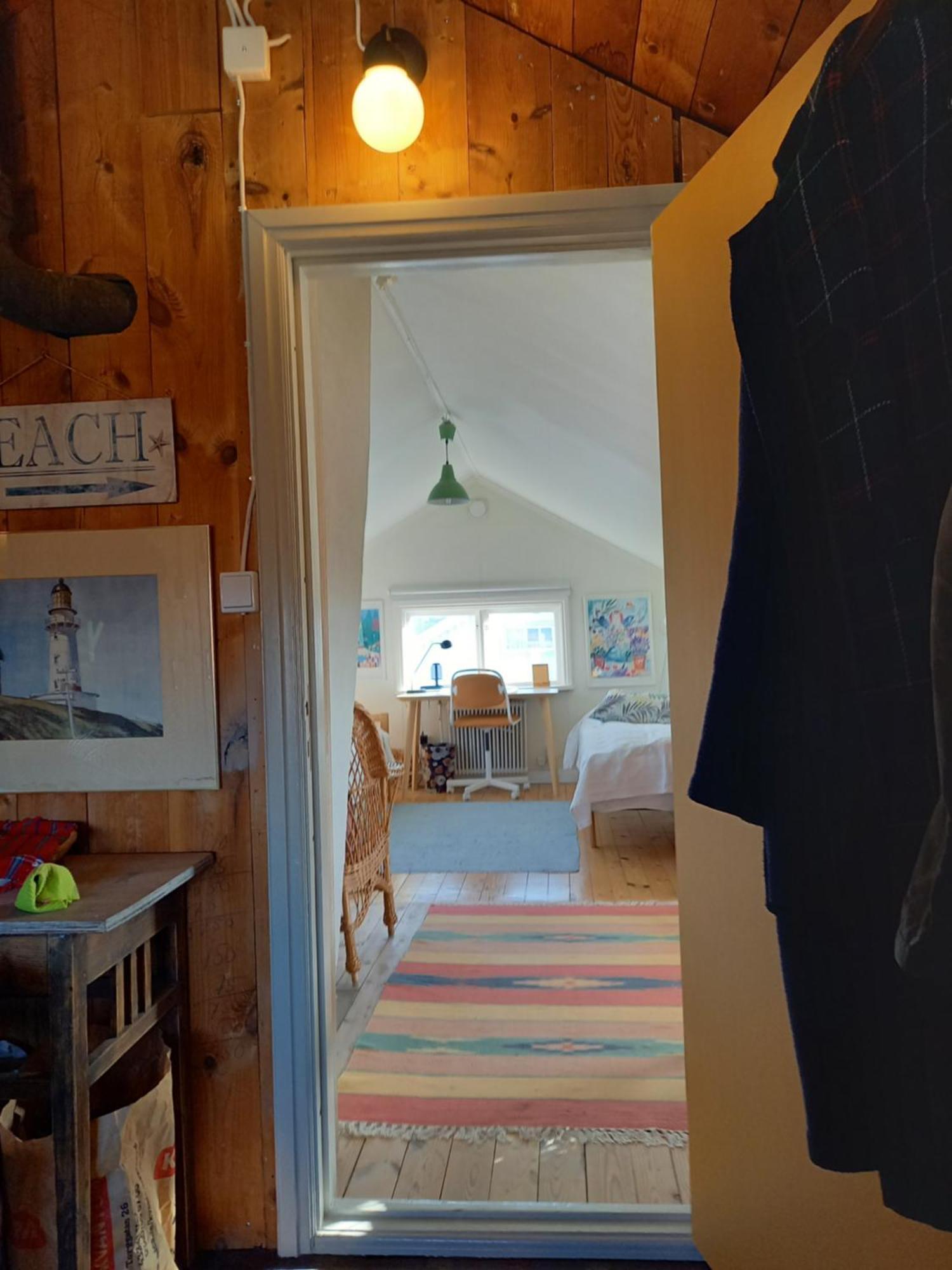 Ljust Boende, Egen Ingang Och Traedgard I Centrum Varberg Extérieur photo