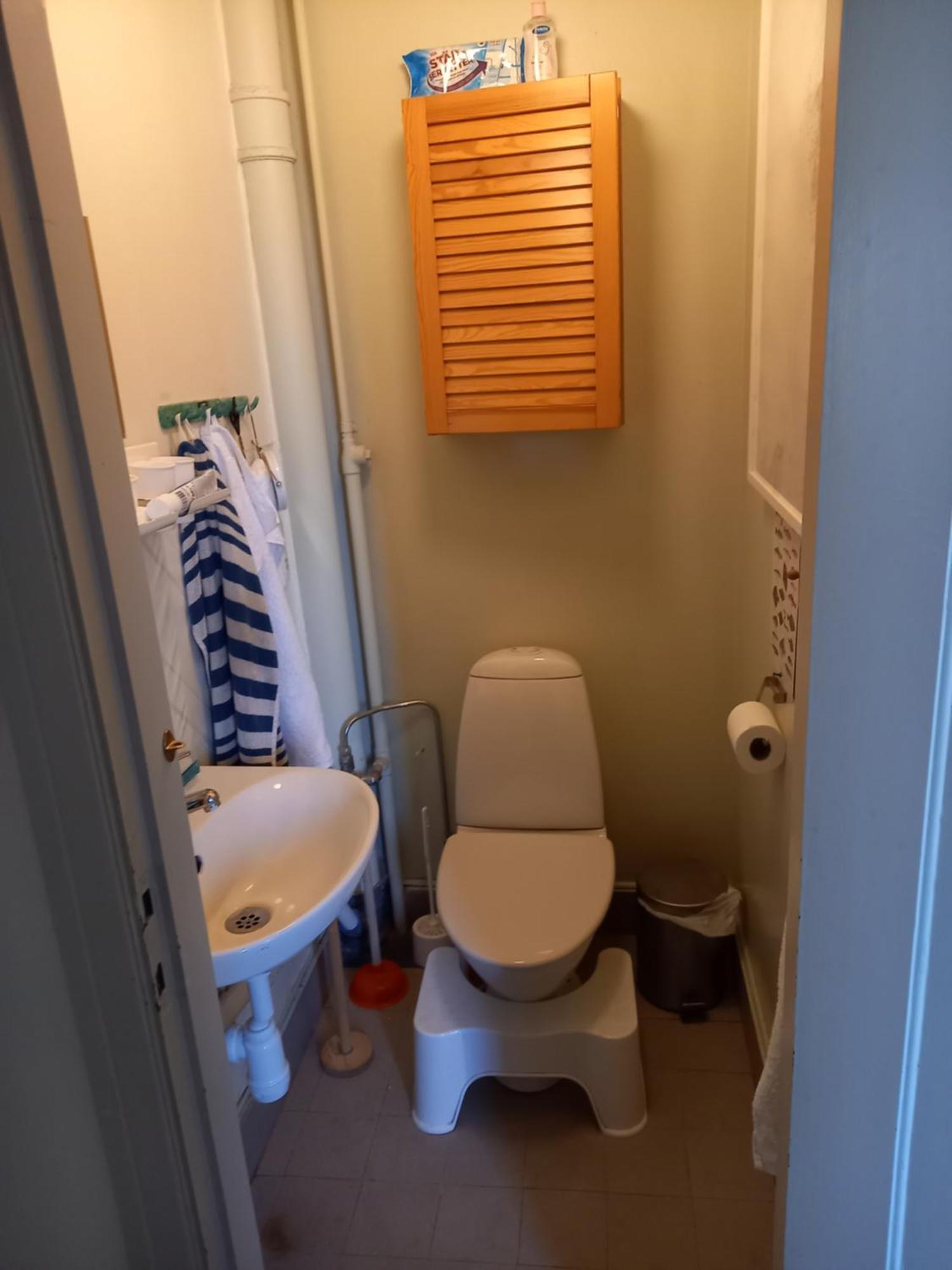 Ljust Boende, Egen Ingang Och Traedgard I Centrum Varberg Extérieur photo